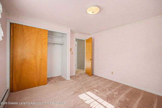 5812 Peachtree Drive, Grand Ledge, MI 48837