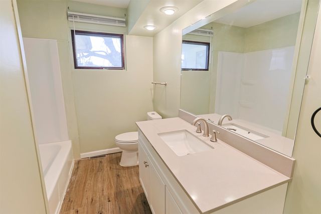 1228 Ironwood Drive, South Bend, IN 46617