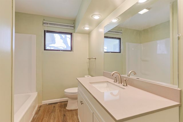 1228 Ironwood Drive, South Bend, IN 46617