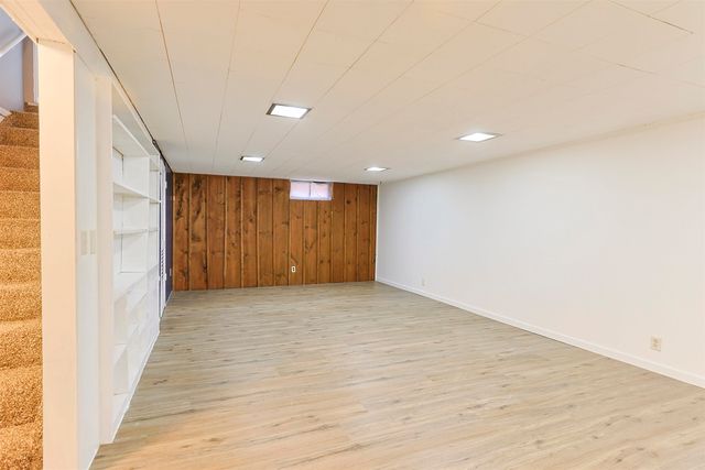 1228 Ironwood Drive, South Bend, IN 46617