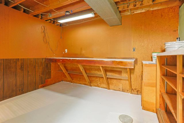 1228 Ironwood Drive, South Bend, IN 46617