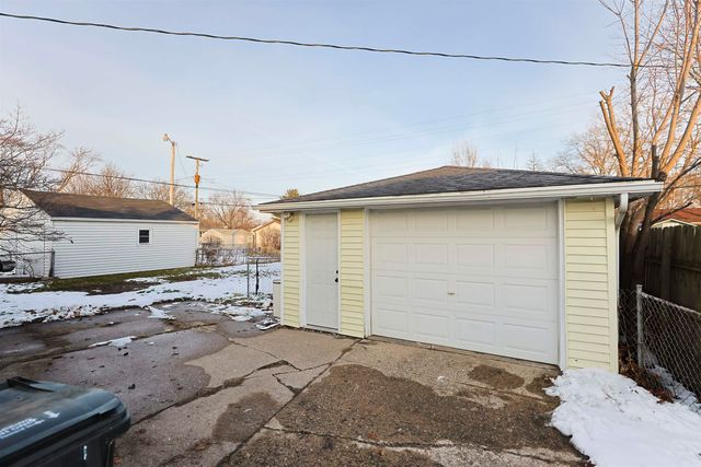 1228 Ironwood Drive, South Bend, IN 46617