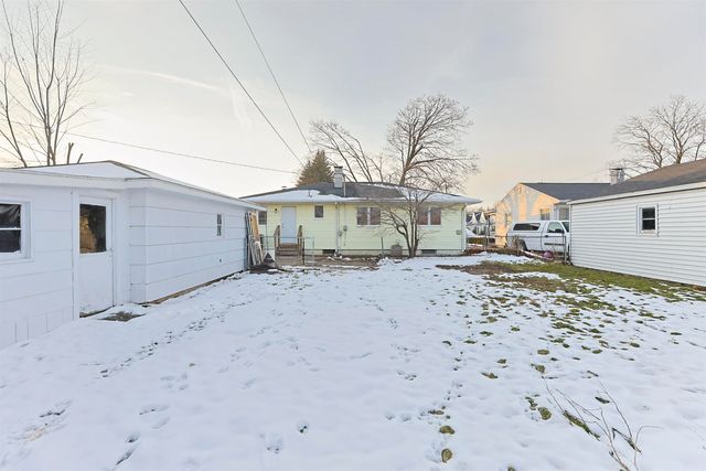 1228 Ironwood Drive, South Bend, IN 46617