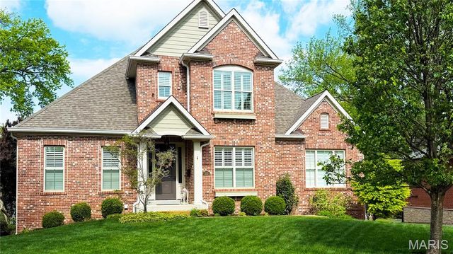 205 Brighton Way, Clayton, MO 63105