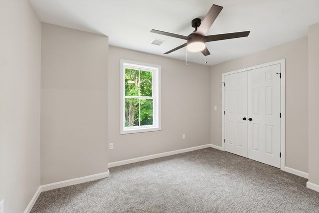 71 Pine St B, Warren, MA 01083