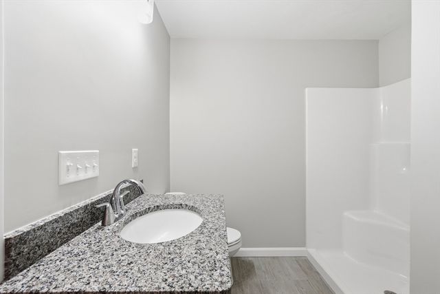 71 Pine St B, Warren, MA 01083