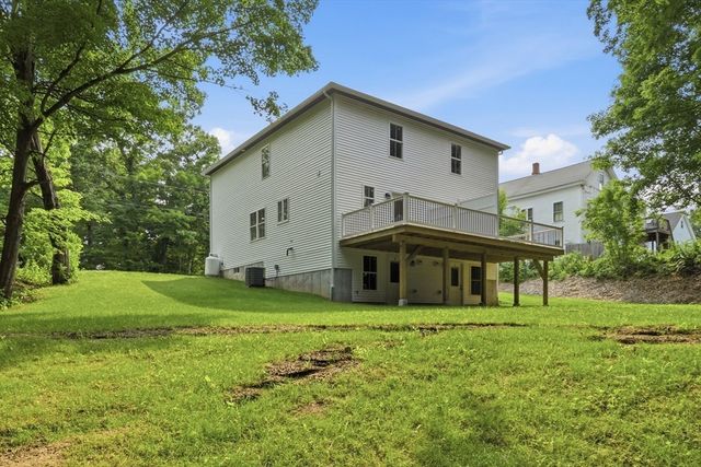 71 Pine St B, Warren, MA 01083