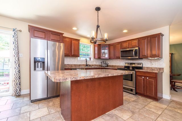 650 OAK PARK RD, Hatfield, PA 19440
