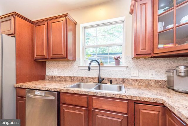 650 OAK PARK RD, Hatfield, PA 19440