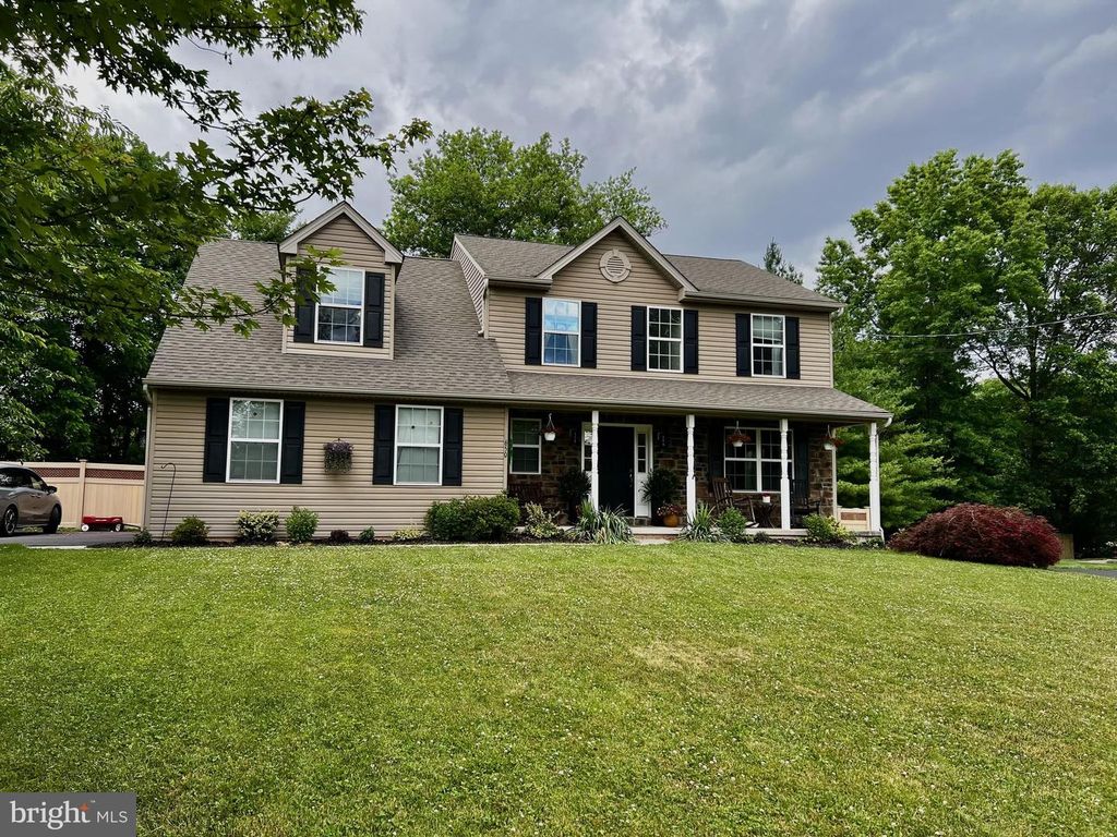 650 OAK PARK RD, Hatfield, PA 19440