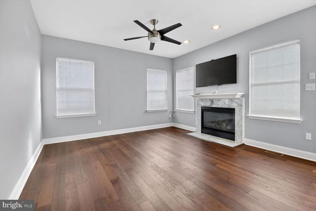 19234 GOLDEN MEADOW DR, Germantown, MD 20876