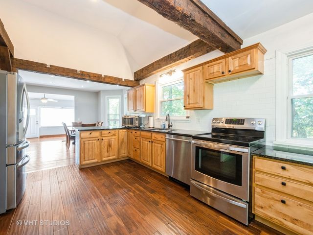 402 N Main Street, Algonquin, IL 60102
