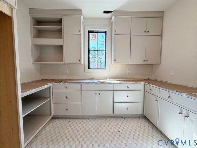 17319 Jojo Ln, Midlothian, VA 23120
