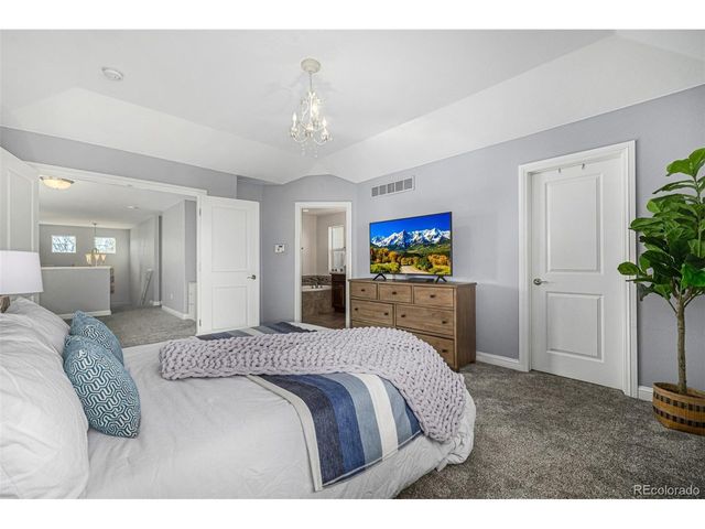 800 S Geneva St, Aurora, CO 80247