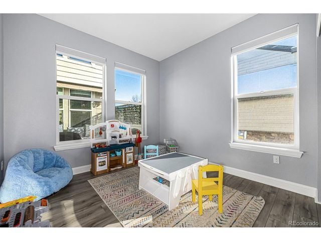 800 S Geneva St, Aurora, CO 80247