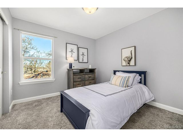 800 S Geneva St, Aurora, CO 80247