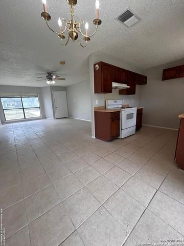 4948 CHAMPLAIN, San Antonio, TX 78217