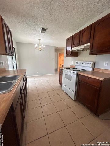 4948 CHAMPLAIN, San Antonio, TX 78217