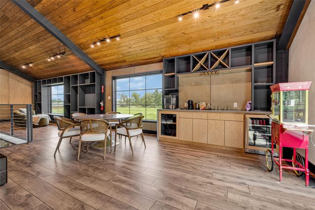 8514 Standard Road, Magnolia, TX 77354
