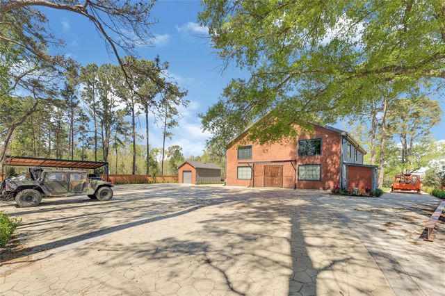 8514 Standard Road, Magnolia, TX 77354
