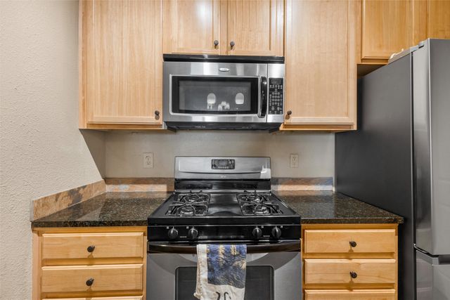 1405 Vegas Verdes 118, Santa Fe, NM 87507