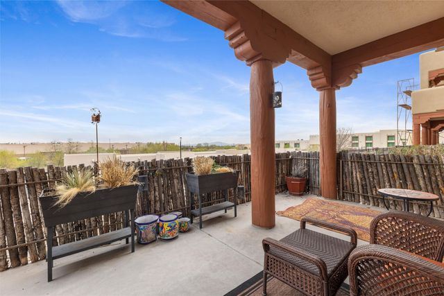 1405 Vegas Verdes 118, Santa Fe, NM 87507