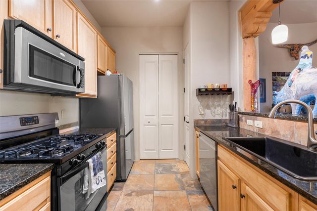 1405 Vegas Verdes 118, Santa Fe, NM 87507