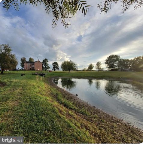 545 HILLTOWN RD, Gettysburg, PA 17325