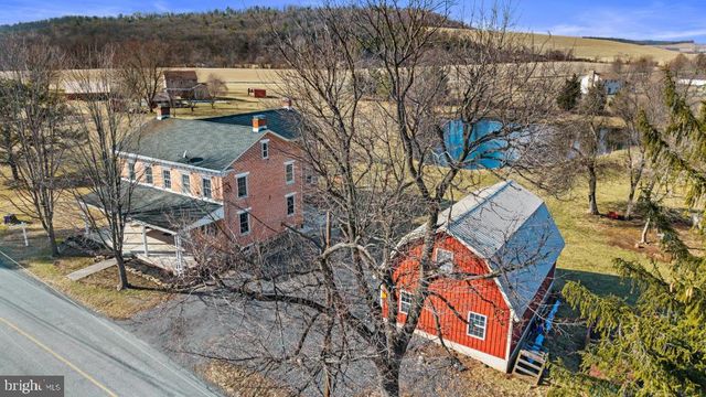 545 HILLTOWN RD, Gettysburg, PA 17325