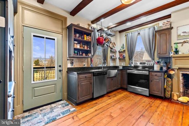 545 HILLTOWN RD, Gettysburg, PA 17325