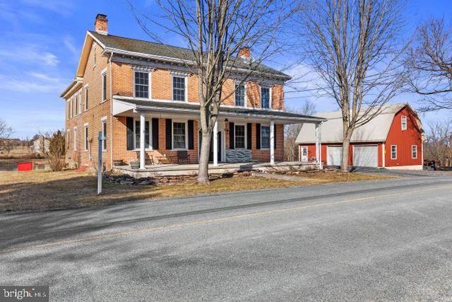 545 HILLTOWN RD, Gettysburg, PA 17325