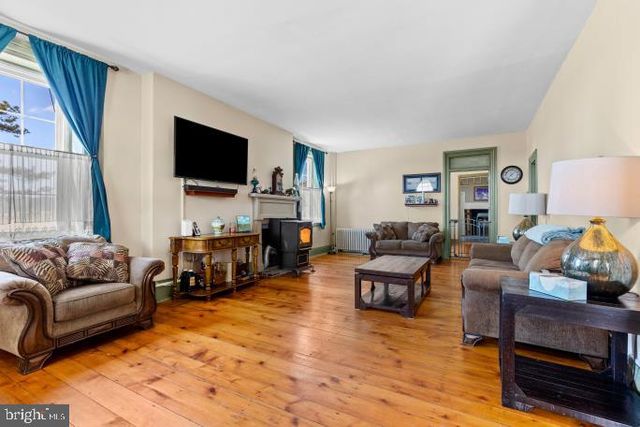 545 HILLTOWN RD, Gettysburg, PA 17325