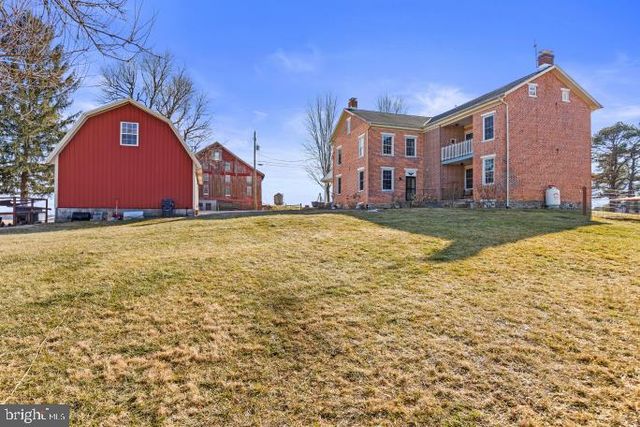 545 HILLTOWN RD, Gettysburg, PA 17325