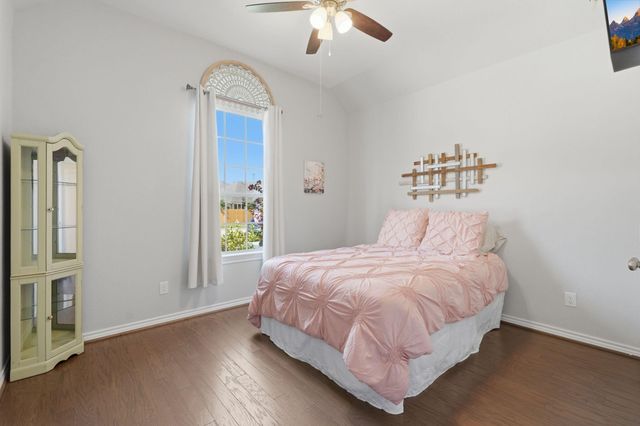 4337 Heavenly Woods Drive, Spring, TX 77386
