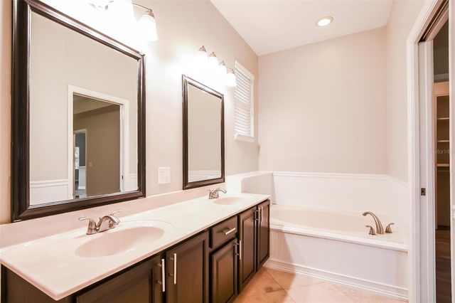 1055 GOLF POINT LOOP, Apopka, FL 32712