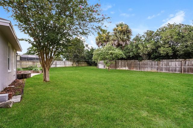 1055 GOLF POINT LOOP, Apopka, FL 32712