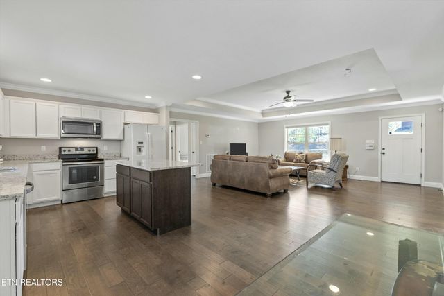 5603 Nine Mile Rd, Maryville, TN 37801