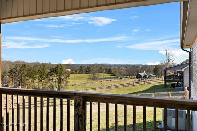 5603 Nine Mile Rd, Maryville, TN 37801