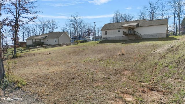 5603 Nine Mile Rd, Maryville, TN 37801