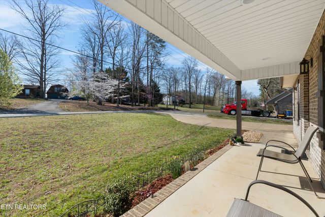 5603 Nine Mile Rd, Maryville, TN 37801