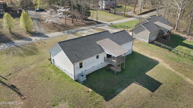 5603 Nine Mile Rd, Maryville, TN 37801