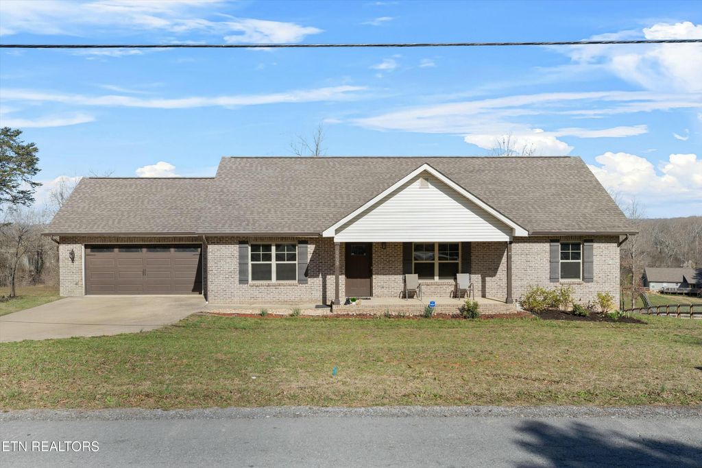 5603 Nine Mile Rd, Maryville, TN 37801
