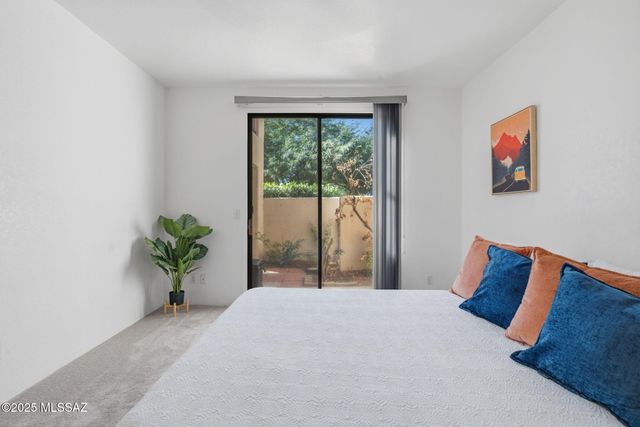 6353 N Vuelta Tajo, Tucson, AZ 85718