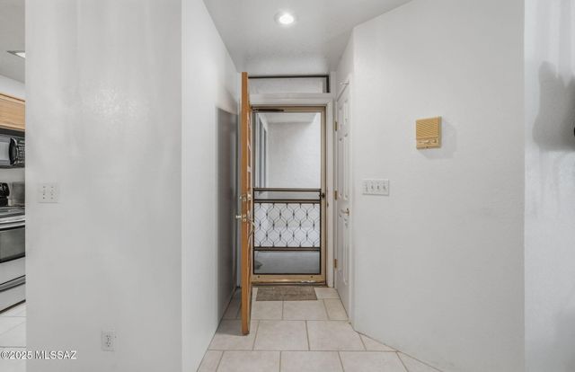 6353 N Vuelta Tajo, Tucson, AZ 85718