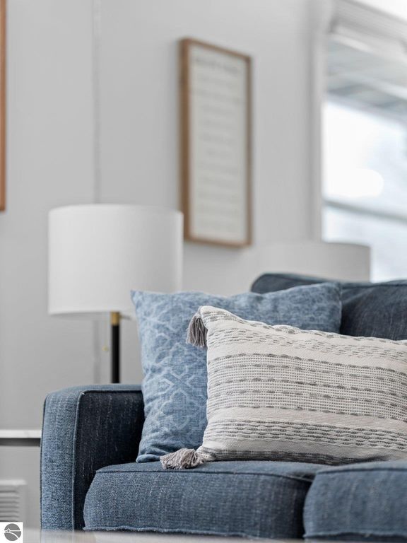 Image 10 of property listing at 2305 N US31 # 203, Traverse City, MI 49686