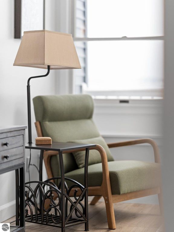 Image 21 of property listing at 2305 N US31 # 203, Traverse City, MI 49686