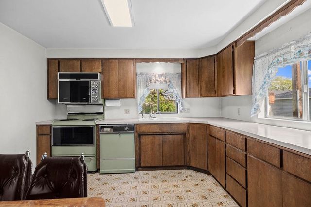 2920 N Regal St, Spokane, WA 99207