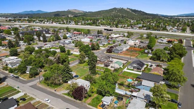 2920 N Regal St, Spokane, WA 99207