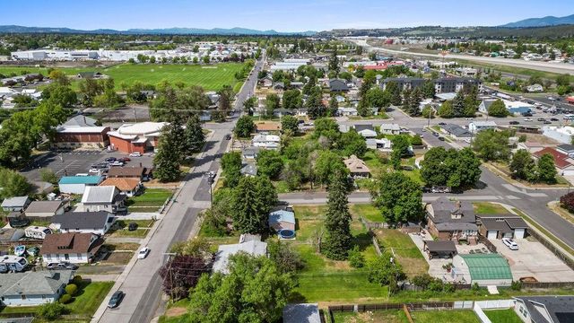 2920 N Regal St, Spokane, WA 99207