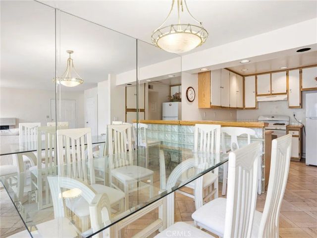 4261 Las Virgenes Road 5, Calabasas, CA 91302